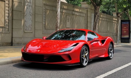 法拉利F8 Spider